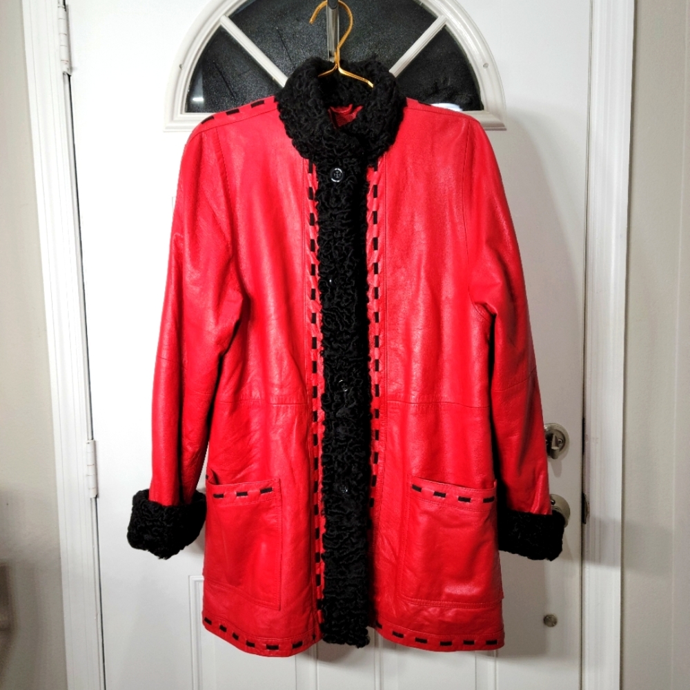 Vintage Red Leather Coat/Jacket with fur trim by David Green Size M/L